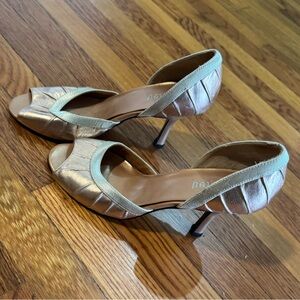 Elegant Metallic bronze Peep-Toe Heels
